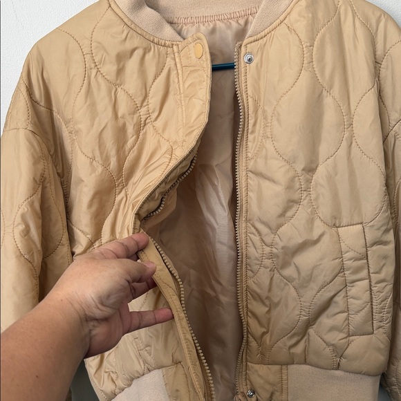 SHEIN Light Tan Quilted Bomber Jacket - Picture 2 of 4
